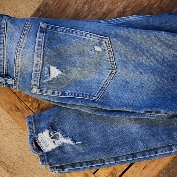 Free People distressed high waisted jeans - Picture 2 of 5